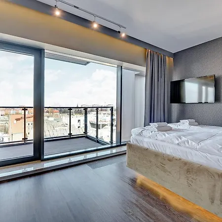 Flatinfo Chmielna Tower Апартаменты Гданьск