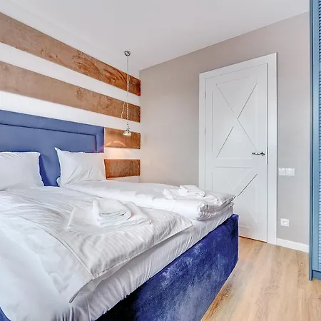 Flatinfo Chmielna Tower Apartment *