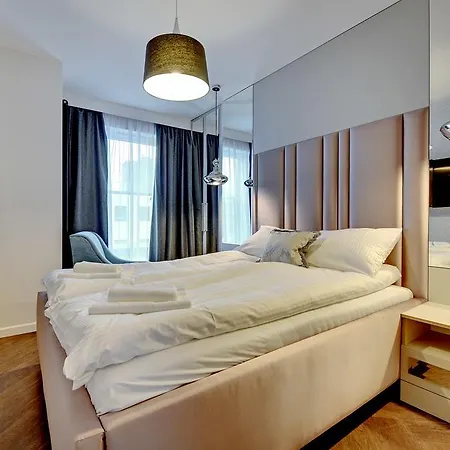 Flatinfo Chmielna Tower Гданьск
