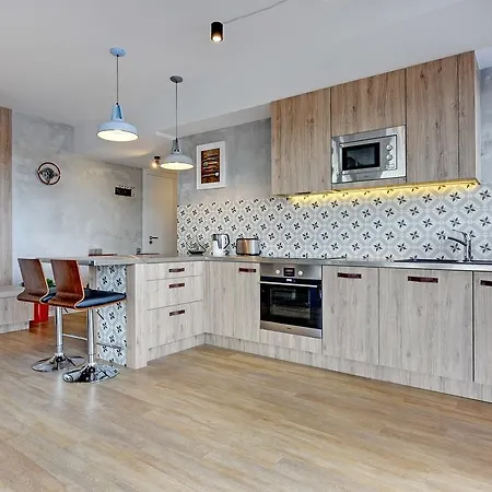 Flatinfo Chmielna Tower Apartment *