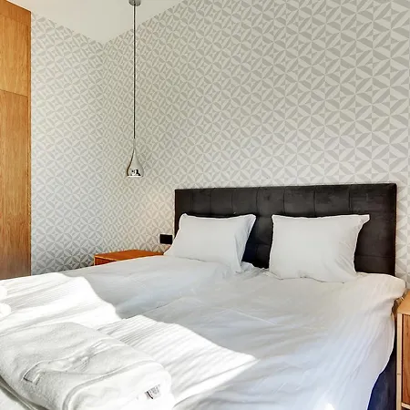 Flatinfo Chmielna Tower Apartment
