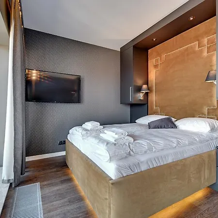 Apartament Flatinfo Chmielna Tower